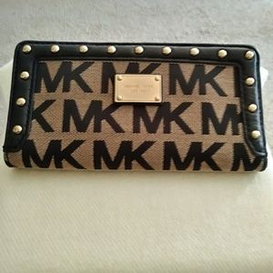 Michael Kors Signature Studded Wallet